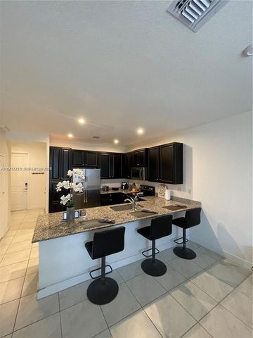 10890 SW 235th St 1, Homestead, FL 33032