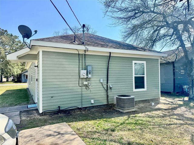 1649 15th Street, Port Arthur, TX 77640