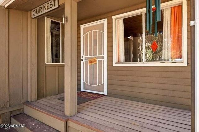 3355 LITTLE PINE Drive, Overgaard, AZ 85933