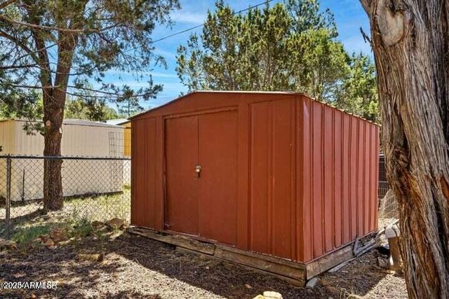 3355 LITTLE PINE Drive, Overgaard, AZ 85933