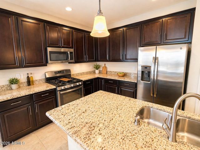 3439 S 185TH Drive, Goodyear, AZ 85338