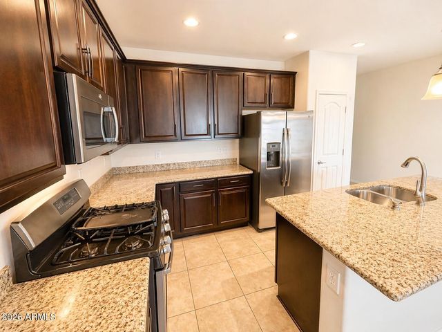 3439 S 185TH Drive, Goodyear, AZ 85338