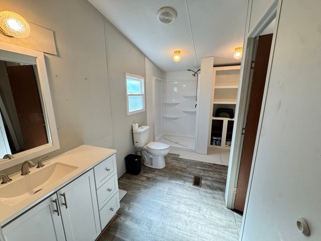 10028 Old Alto Hwy, Decherd, TN 37324