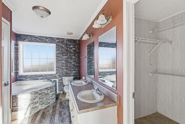 182 Boardwalk, Morehead, KY 40351