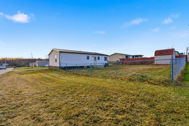 182 Boardwalk, Morehead, KY 40351