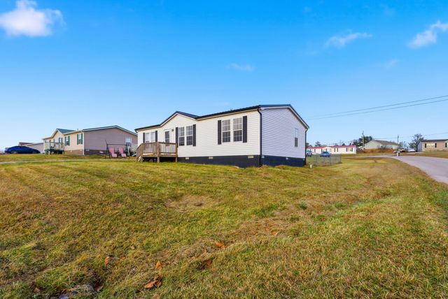 182 Boardwalk, Morehead, KY 40351