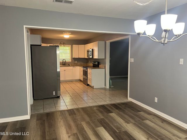 914 Beatrice Drive, Long Beach, MS 39560