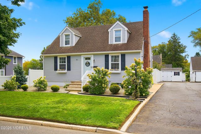2 Helen Avenue, Freehold, NJ 07728