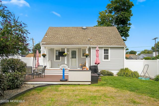 2 Helen Avenue, Freehold, NJ 07728