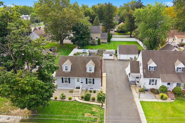 2 Helen Avenue, Freehold, NJ 07728