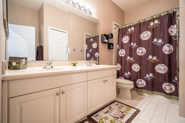 3182 SW 189th Ave, Miramar, FL 33029