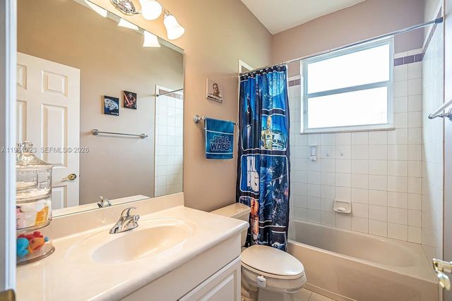 3182 SW 189th Ave, Miramar, FL 33029