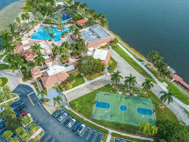 3182 SW 189th Ave, Miramar, FL 33029