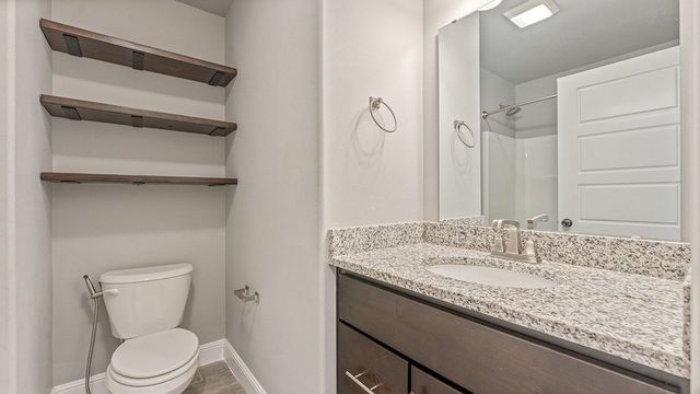 6005 NW Hoover Street, Bentonville, AR 72713