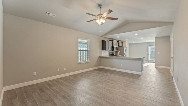 6005 NW Hoover Street, Bentonville, AR 72713