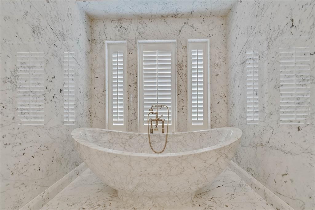 Image 34 of property listing at 9245 SOUTHERN BREEZE DRIVE, Orlando, FL 32836