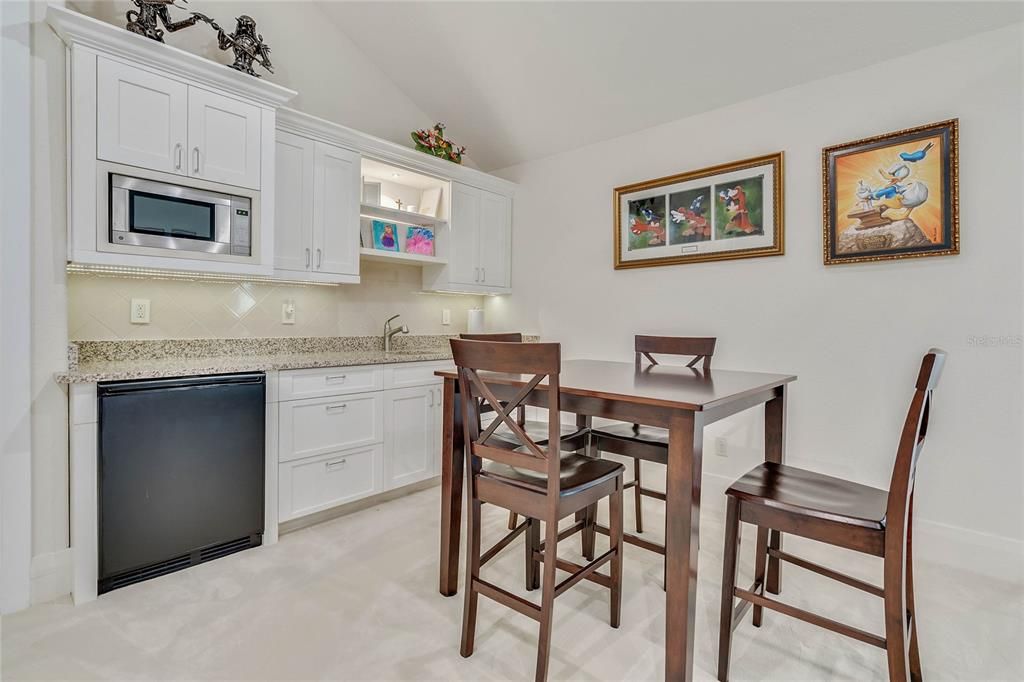 Image 40 of property listing at 9245 SOUTHERN BREEZE DRIVE, Orlando, FL 32836