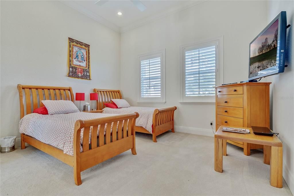 Image 48 of property listing at 9245 SOUTHERN BREEZE DRIVE, Orlando, FL 32836