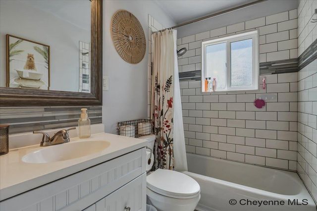 1018 TAFT AVE, Cheyenne, WY 82001