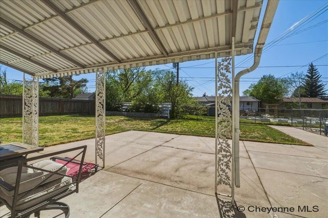 1018 TAFT AVE, Cheyenne, WY 82001