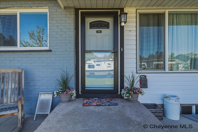1018 TAFT AVE, Cheyenne, WY 82001