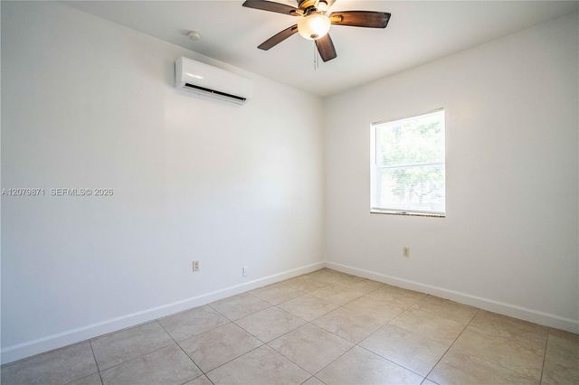 1980 NE 38th Street 3, Oakland Park, FL 33308