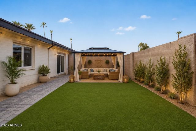 1988 E OXFORD Drive, Tempe, AZ 85283