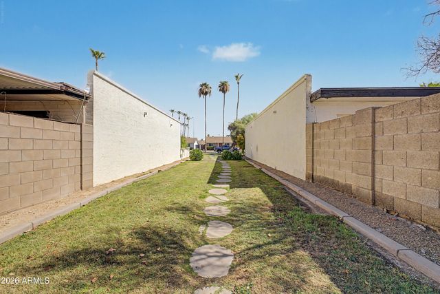 1988 E OXFORD Drive, Tempe, AZ 85283