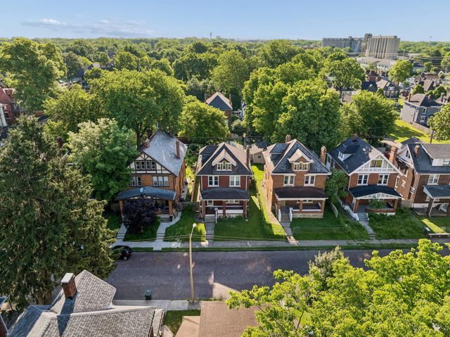 382 Morrison Avenue, Columbus, OH 43205