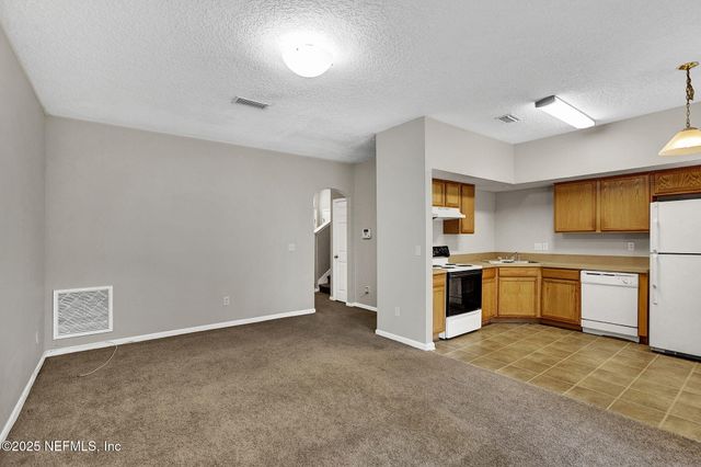 5260 COLLINS Road, 1305, Jacksonville, FL 32244