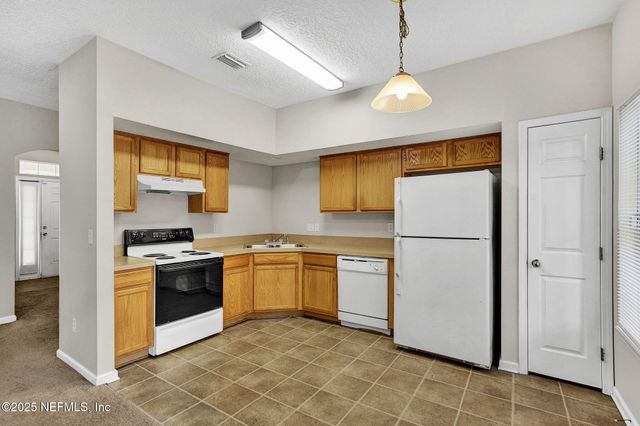 5260 COLLINS Road, 1305, Jacksonville, FL 32244