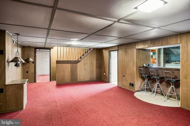 820 JAMESTOWN RD, Blackwood, NJ 08012