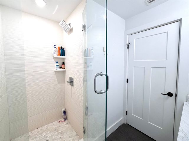 65 Border Street 4, Boston, MA 02128