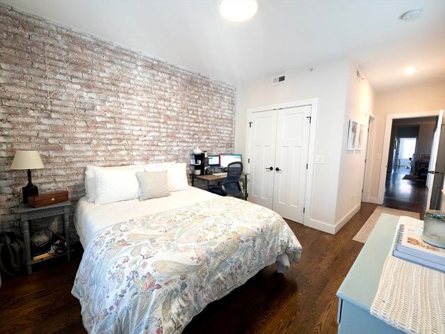 65 Border Street 4, Boston, MA 02128