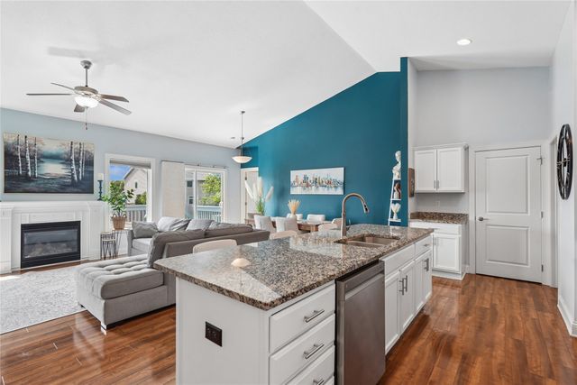 4704 NE Briarwood Drive, Ankeny, IA 50021