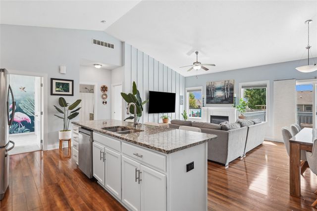 4704 NE Briarwood Drive, Ankeny, IA 50021