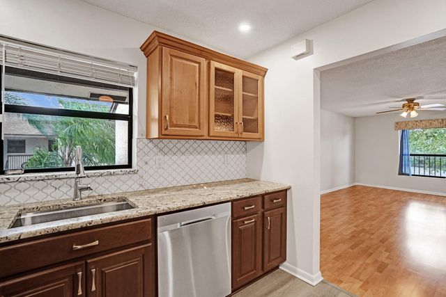 2541 N Carambola Circle 1832, Coconut Creek, FL 33066