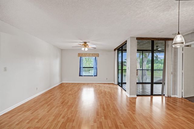 2541 N Carambola Circle 1832, Coconut Creek, FL 33066