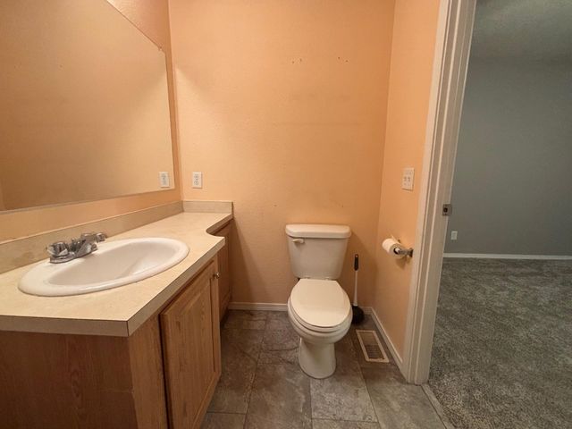 6300 E 2nd Ave, Spokane Valley, WA 99212