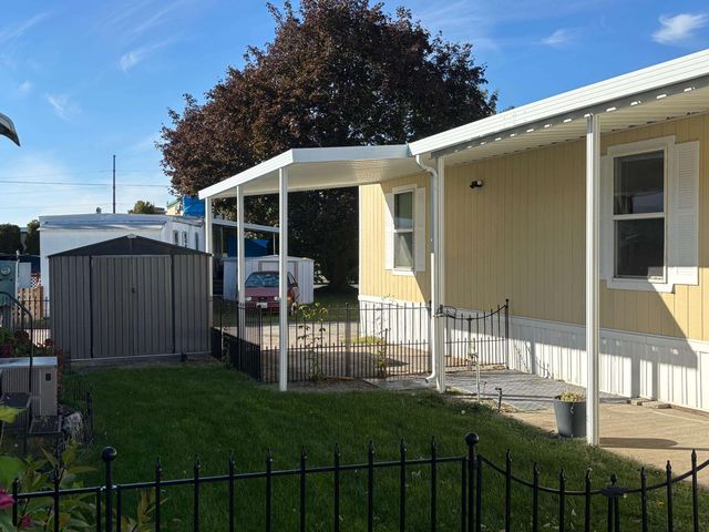 6300 E 2nd Ave, Spokane Valley, WA 99212