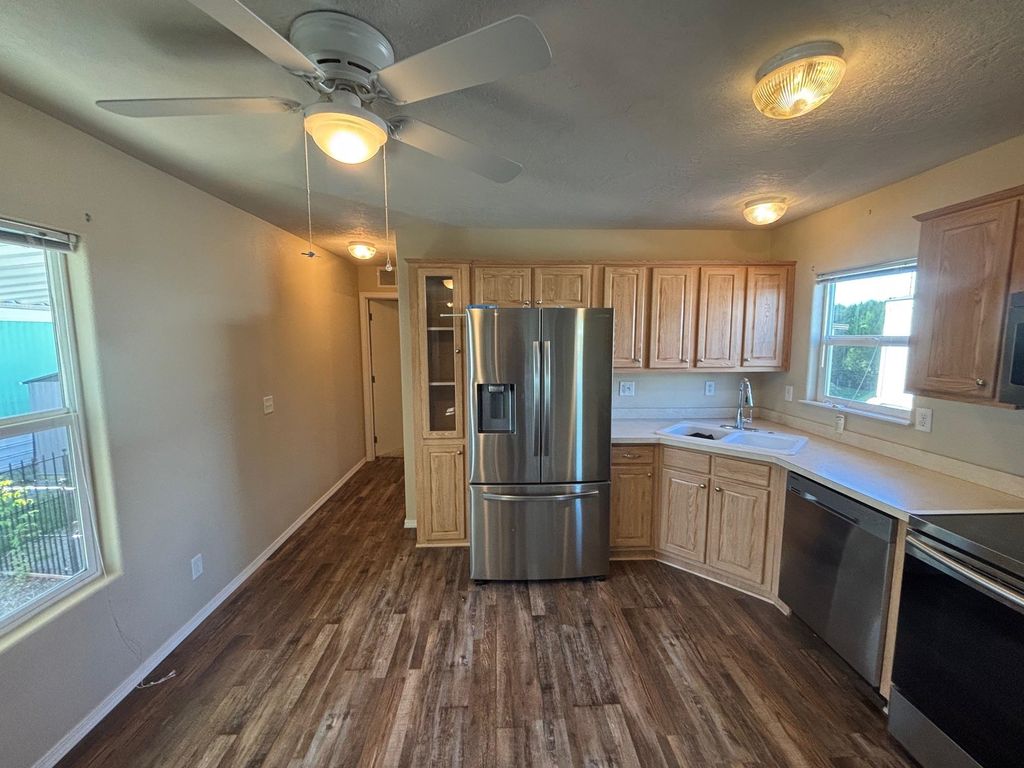 6300 E 2nd Ave, Spokane Valley, WA 99212 photo 8