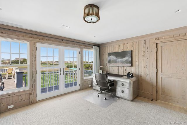 155 Duck Pond Lane, Southampton, NY 11968