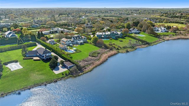 155 Duck Pond Lane, Southampton, NY 11968