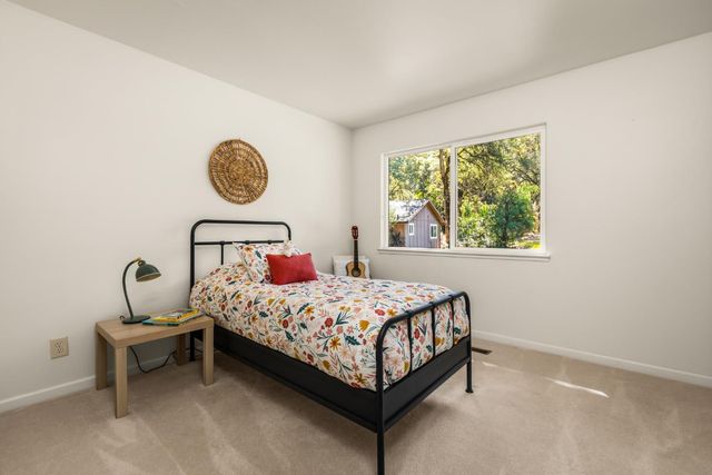 10875 Spenceville Rd, Penn Valley, CA 95946