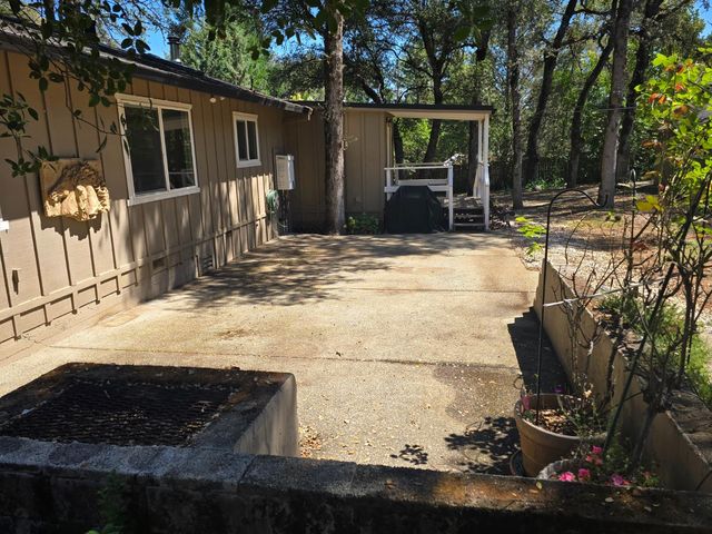 10875 Spenceville Rd, Penn Valley, CA 95946