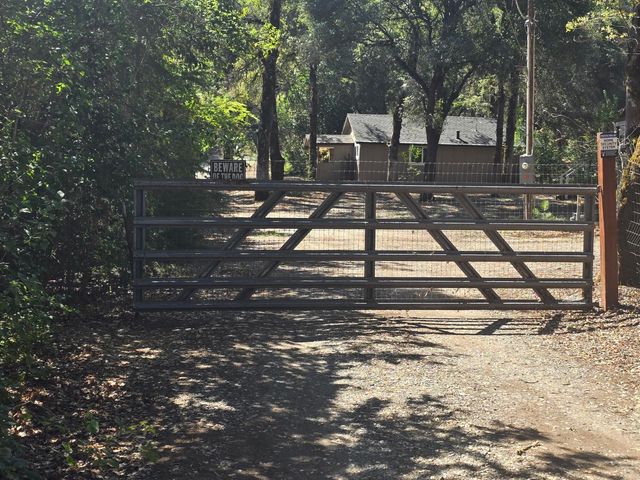 10875 Spenceville Rd, Penn Valley, CA 95946