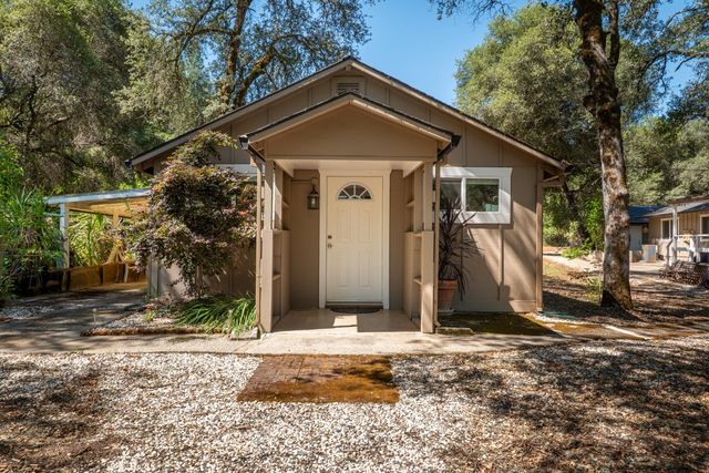10875 Spenceville Rd, Penn Valley, CA 95946
