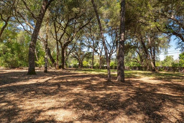 10875 Spenceville Rd, Penn Valley, CA 95946