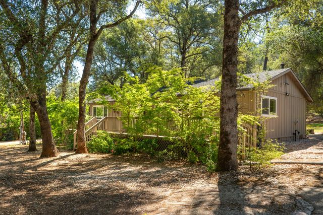 10875 Spenceville Rd, Penn Valley, CA 95946