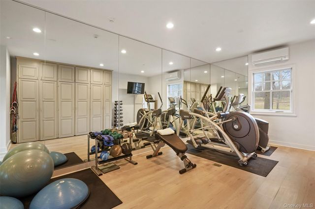 17 Boxwood Lane, Rye, NY 10580